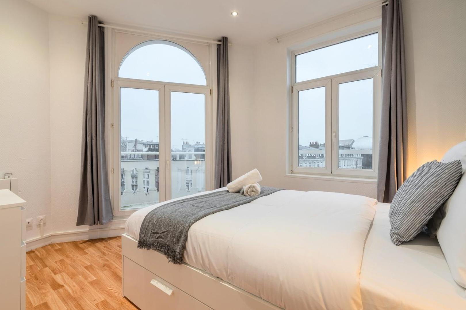 Apartment For 4 In Front Of Lille Flandres Station Exterior photo